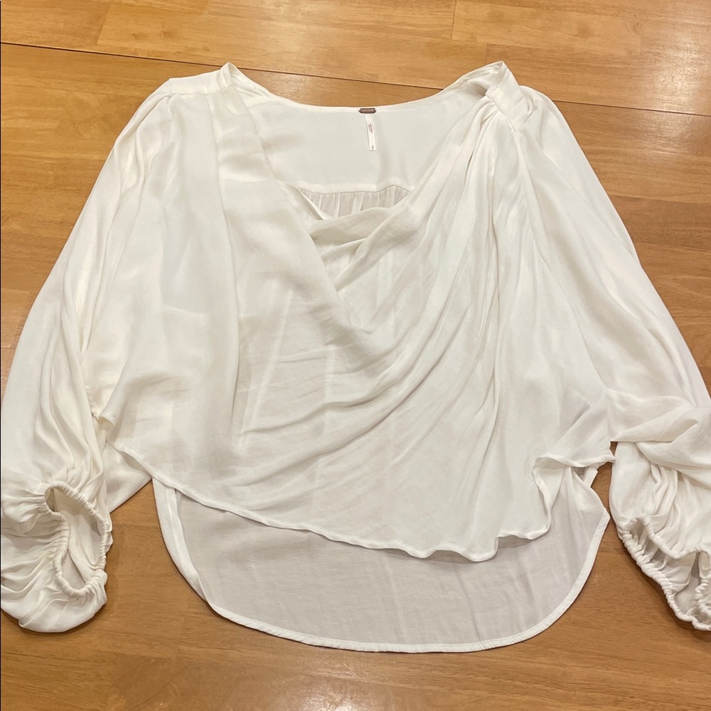Free People Cream Draped Front Bishop Sleeves Women's Blouse Oversized Small - Picture 4 of 13